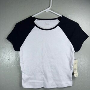 No Boundaries Raglan Crop Tee Black & White Baseball Style NWT Size M (8-10)